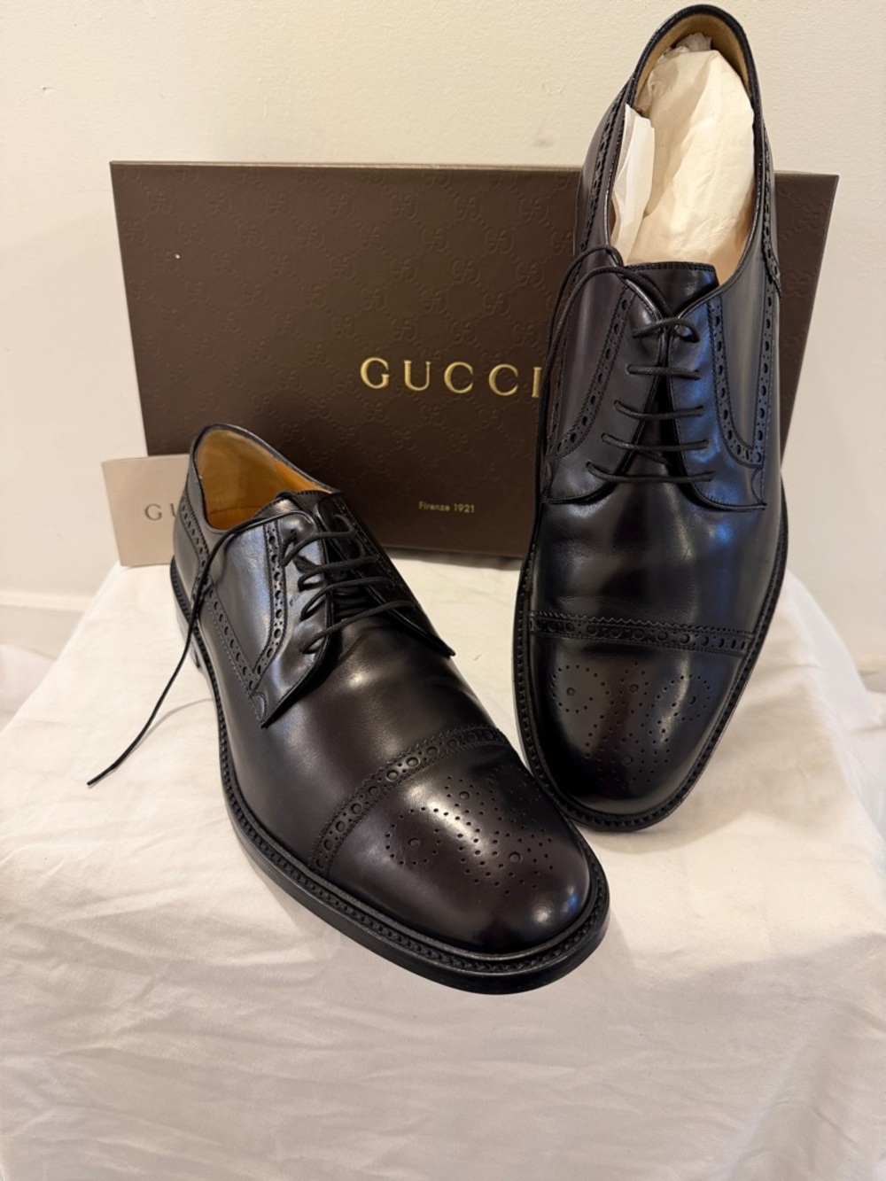Gucci Black Leather Cap-Toe Brogues